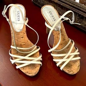 Guess 4.5 inc cream sandal